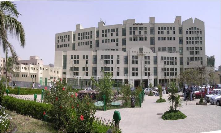 جامعة بنها الأهلية