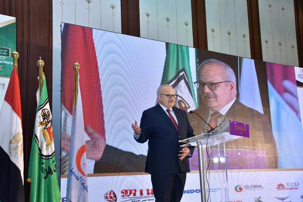 مؤتمر كلية الصيدلة بجامعة القاهرة
