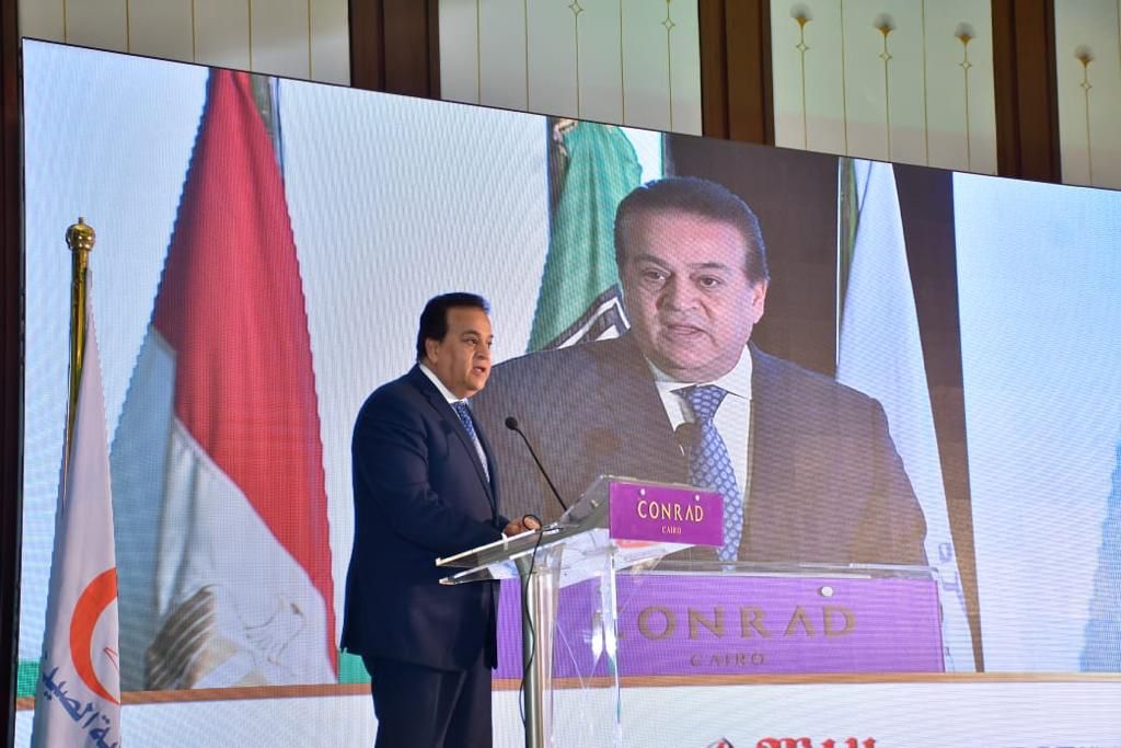 مؤتمر كلية الصيدلة بجامعة القاهرة