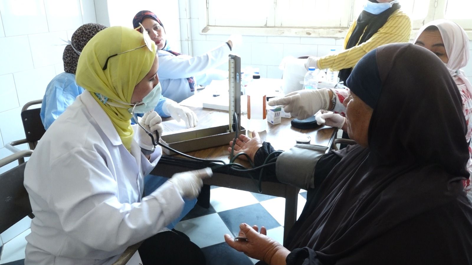 قافلة جامعة القاهرة