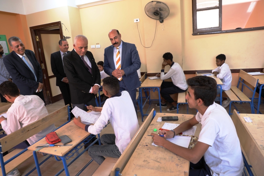 افتتاح مدارس أسوان