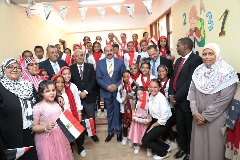 افتتاح مدارس أسوان