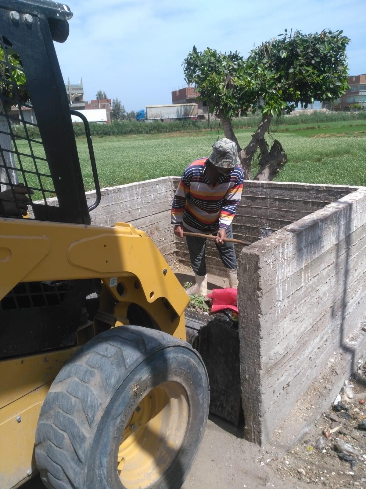 71F7D95F-4464-4CEC-8A4A-6603AEF00C4D