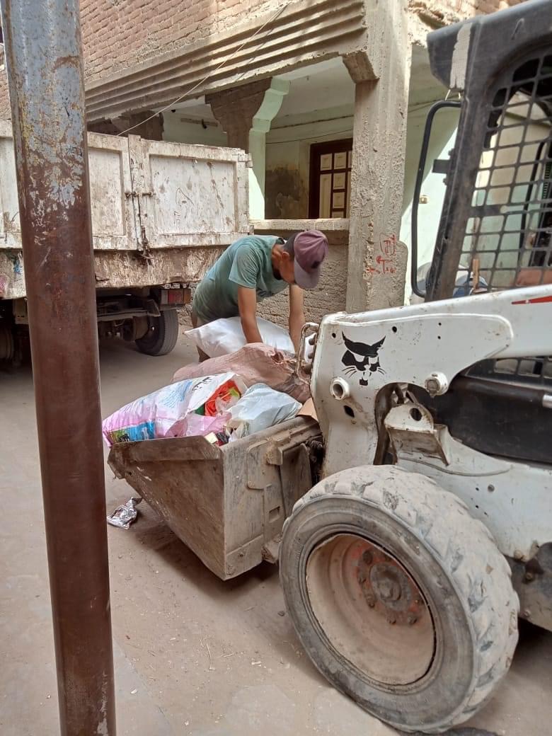 D998A28E-84B9-4E02-B275-A673C94BEC23