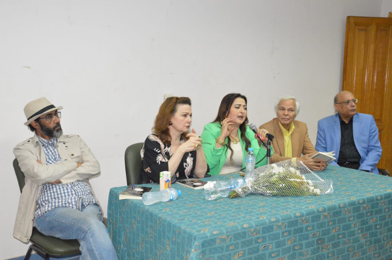 1e3851b7-b618-4dc4-b2b8-0d9ebf4004eb