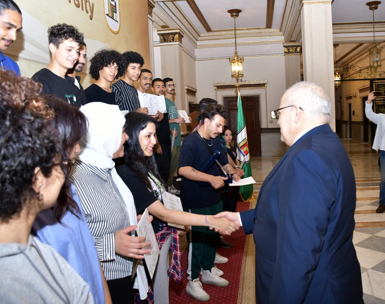طلاب جامعة القاهرة الفائزون