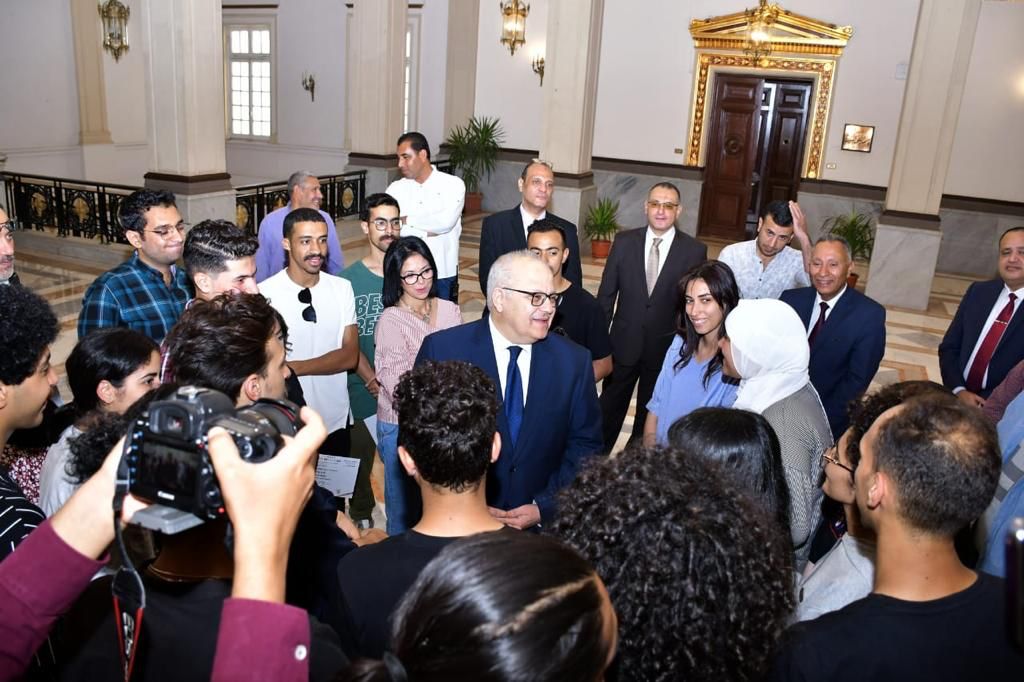 طلاب جامعة القاهرة الفائزون