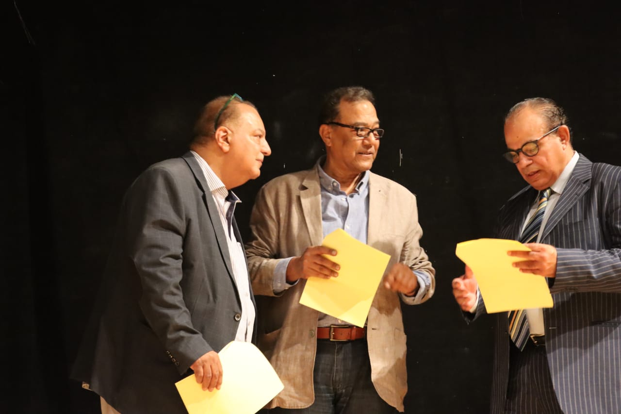 جوائز التمثيل المسرحي