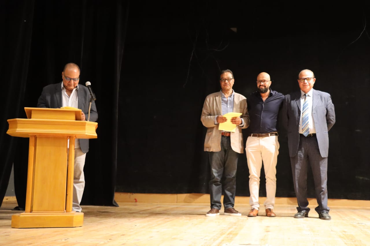 جوائز التمثيل المسرحي
