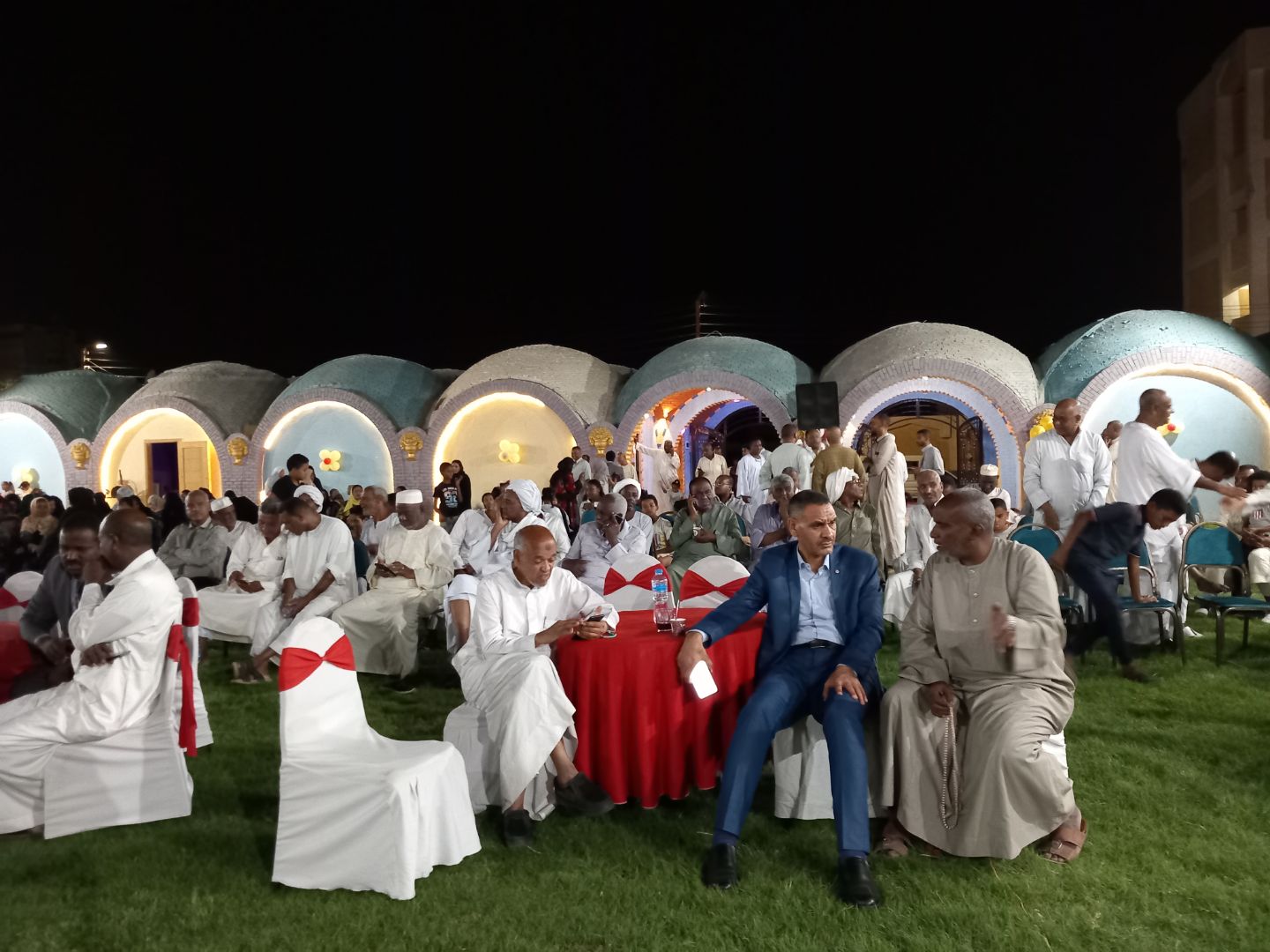 حففل توزيع ٣٠ جهاز لعروسه يتيمه باسوان 