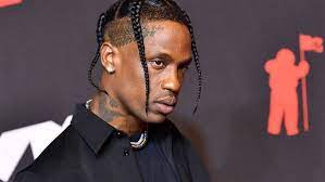 ممارسات جنسية بالحفلات.. إنذار لنقيب الموسيقيين لإلغاء حفل مغني الراب  الأمريكي ترافيس سكوت بالأهرامات