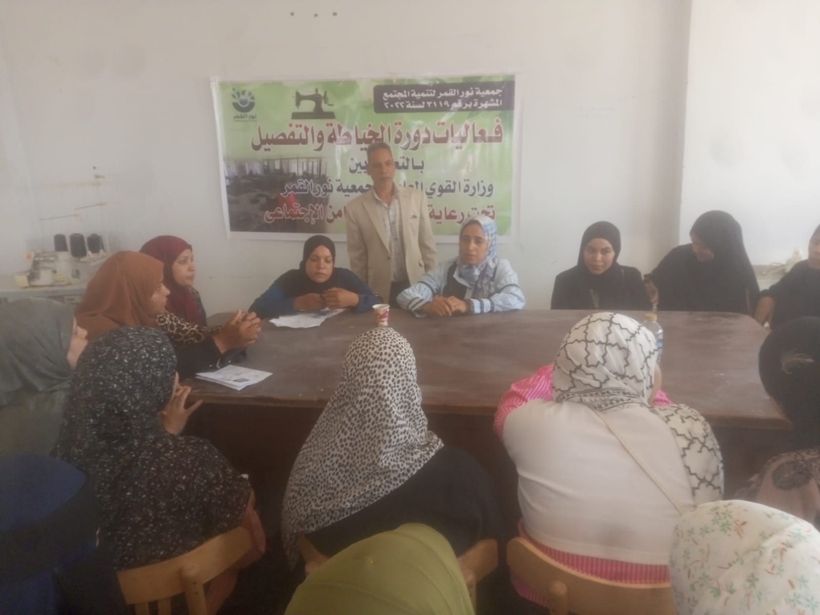 303880ff-d914-41fb-b9a1-90d467e4773d