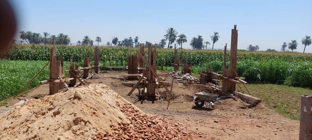 محافظ أسيوط إزالة حالتي تعدي على أراضي زراعية بمركزي صدفا والقوصية