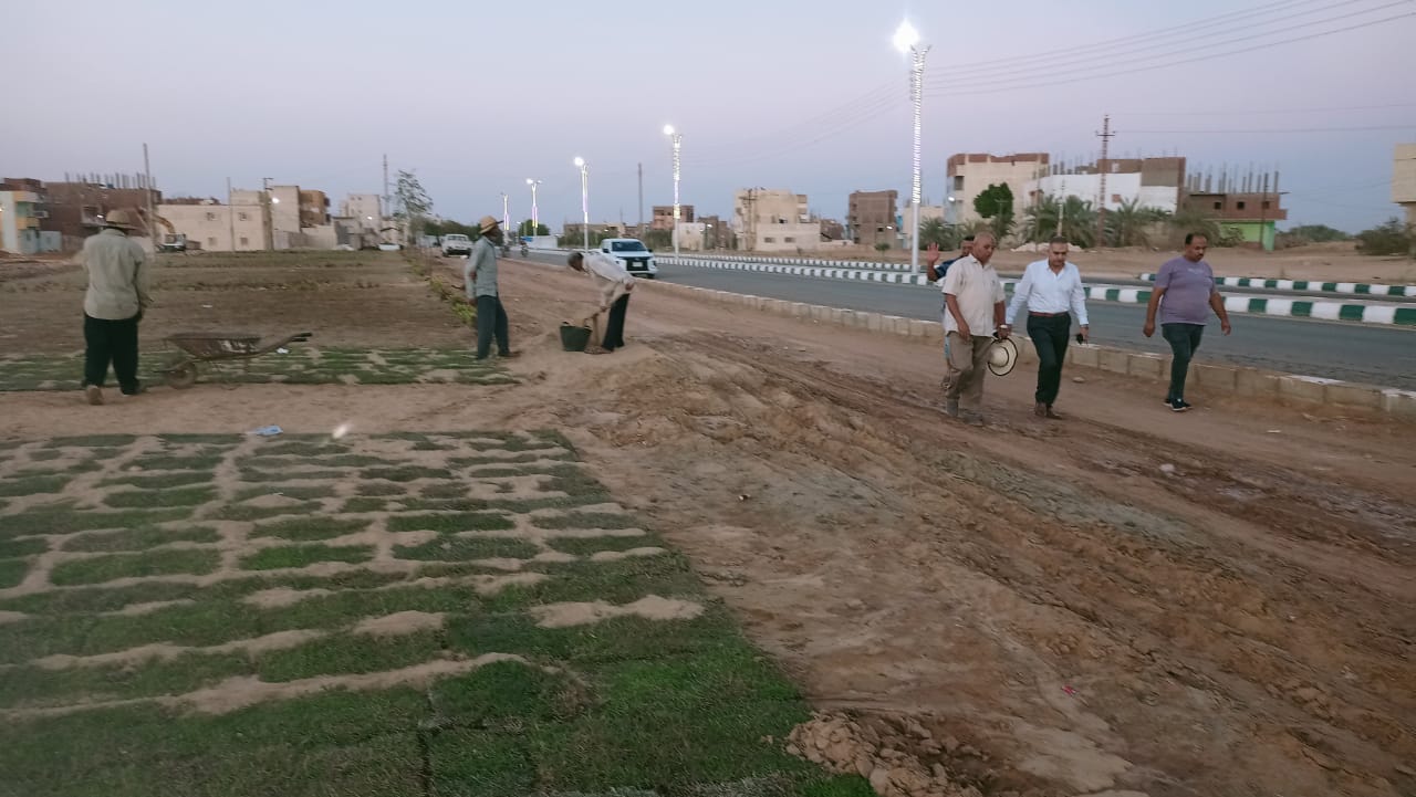 انشاء مسطح أخضر كمتنفس لأهالي الداخلة