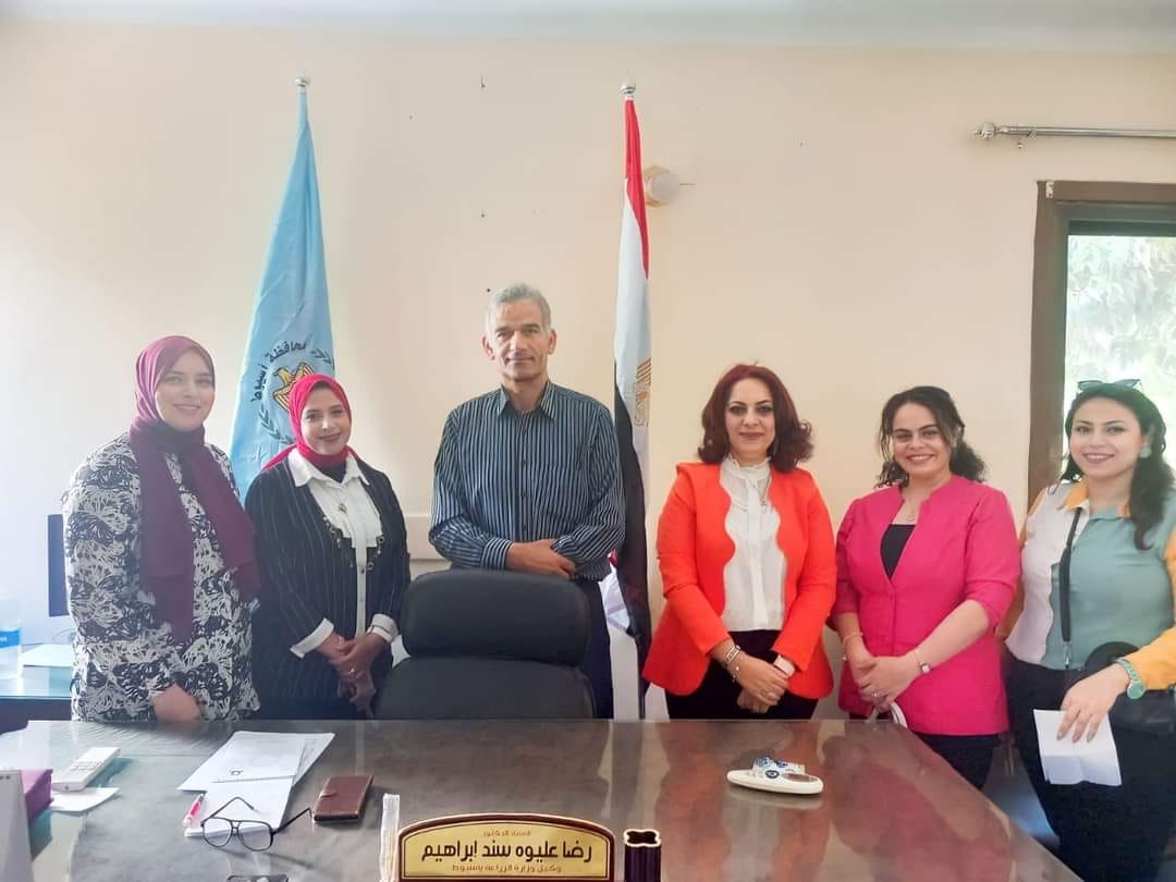مديرية الزراعة بأسيوط تسقبل قافلة طبيبة تابعة للمبادرة الرئاسية 100 يوم صحة