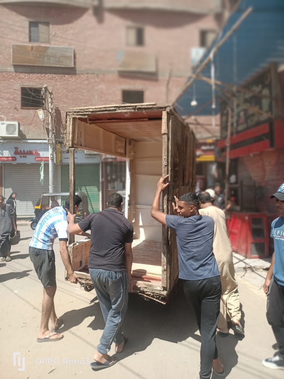 رفع الاشغالات والحفاظ على النظافة والبيئة في مدينة أبوتيج