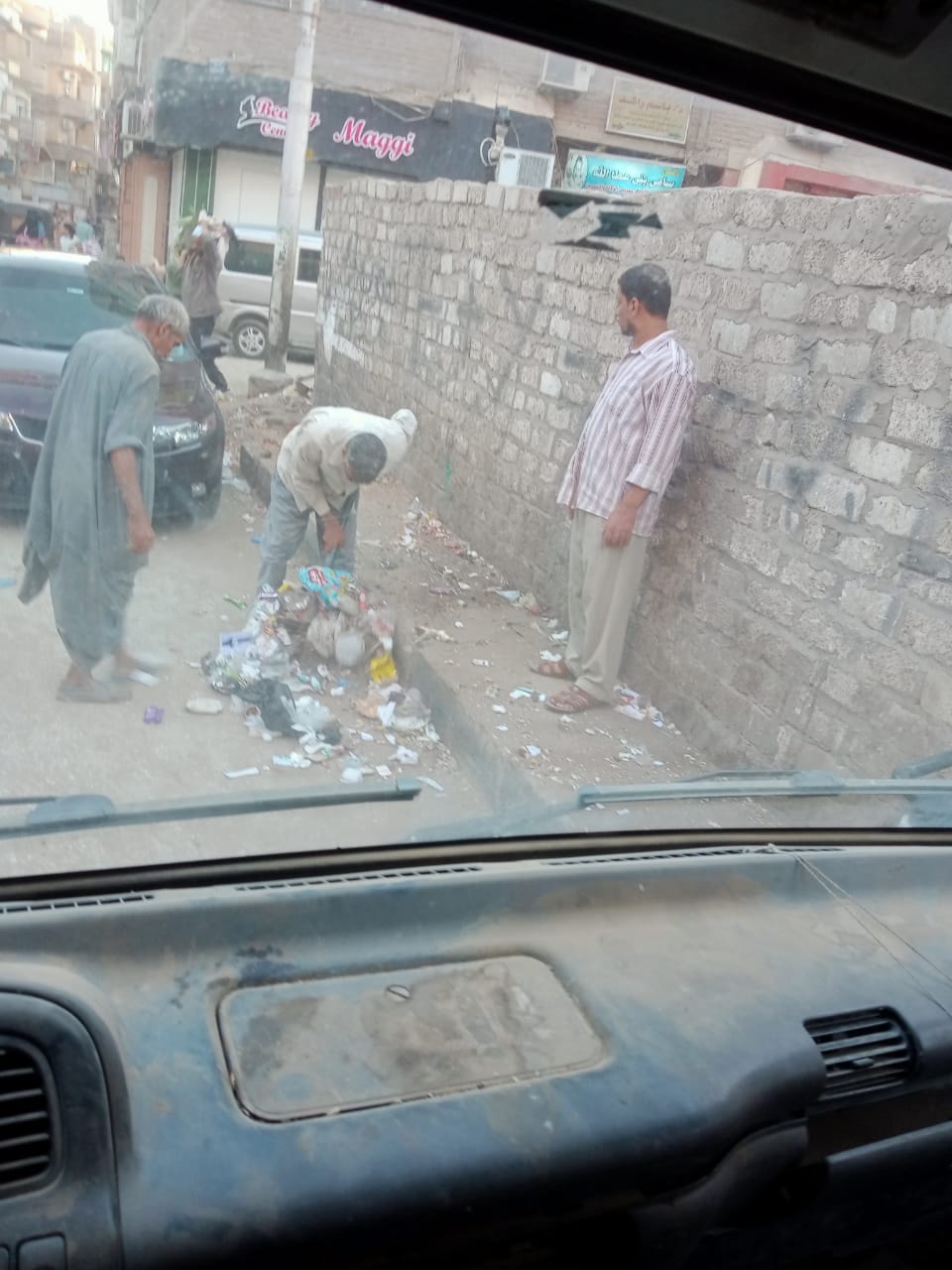 استمرار أعمال النظافة ورفع المخلفات في مركز ومدينة أبوتيج