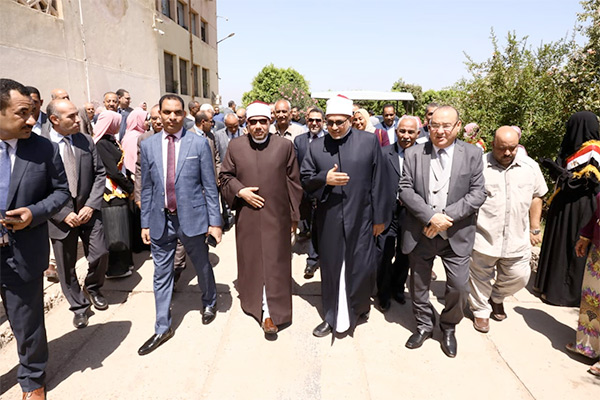 يزور رئيس جامعة الأزهر لأول مرة فرع الجامعة بأسيوط