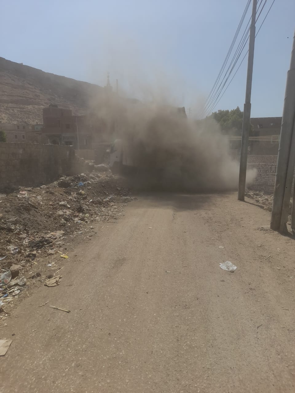 رفع 72 طنًا مخلفات من منطقة كوبري العسيرات والمظليطين بمركز ابنوب
