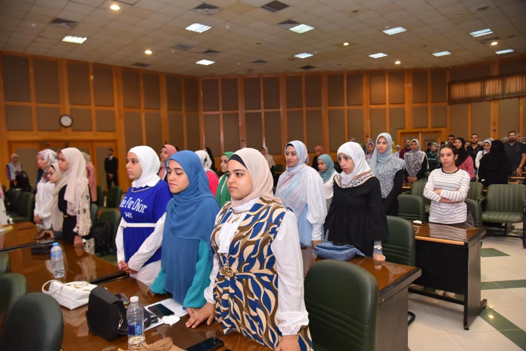 نادي ريادة الأعمال بجامعة أسيوط يختتم اعماله في نسخته الأولى