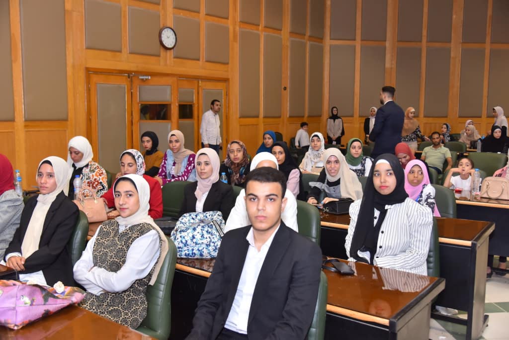 نادي ريادة الأعمال بجامعة أسيوط يختتم اعماله في نسخته الأولى