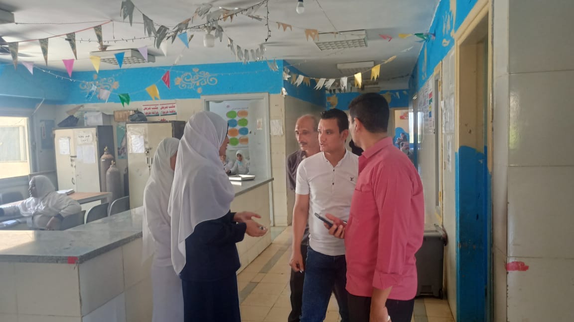 رئيس مركز ومدينة الغنايم يقوم بريازة مفاجئة للمستشفى االمركزي
