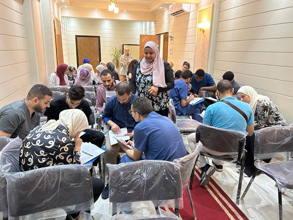دورات تدريبية لرفع كفاءة الأطقم الطبية وتعزيز التعليم الطبي المستمر في اسيوط