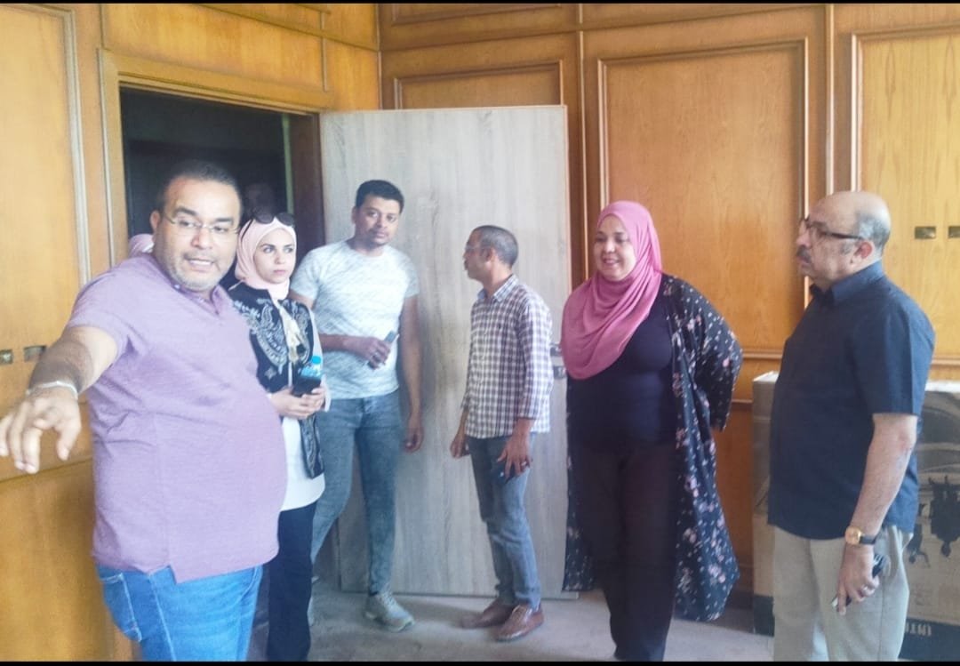 وكيل وزارة الصحة باسيوط يتابع أعمال تطوير في المعهد الفني الصحي