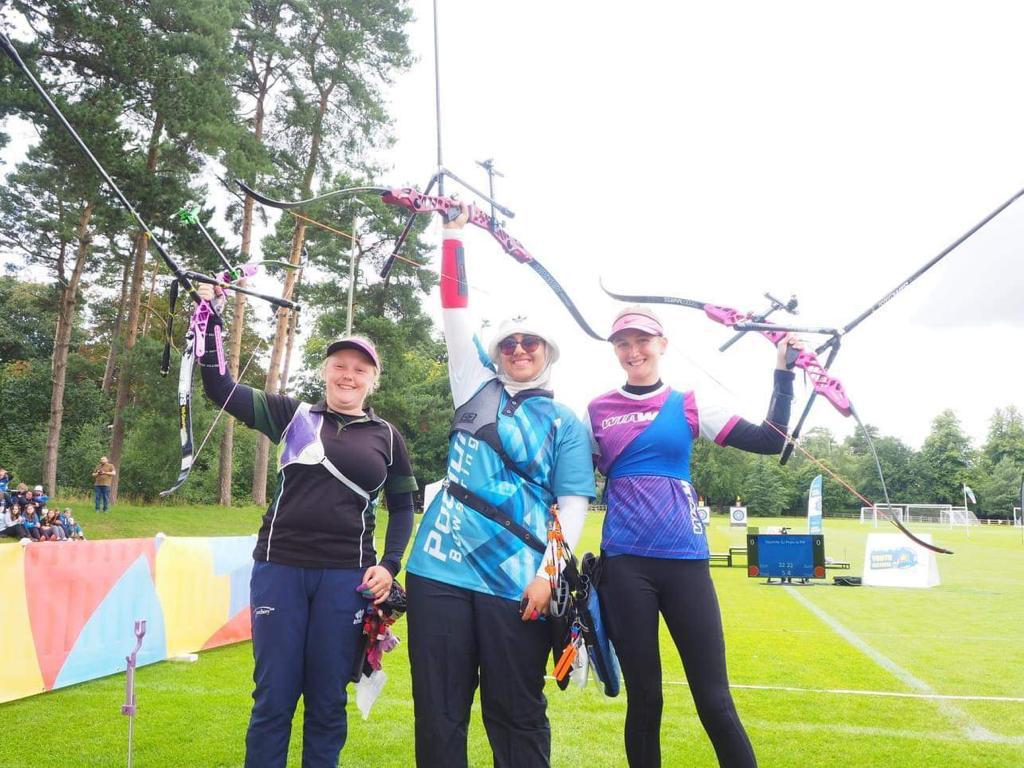 511c0c40-949c-40c8-bbf2-fdfa66a880dc