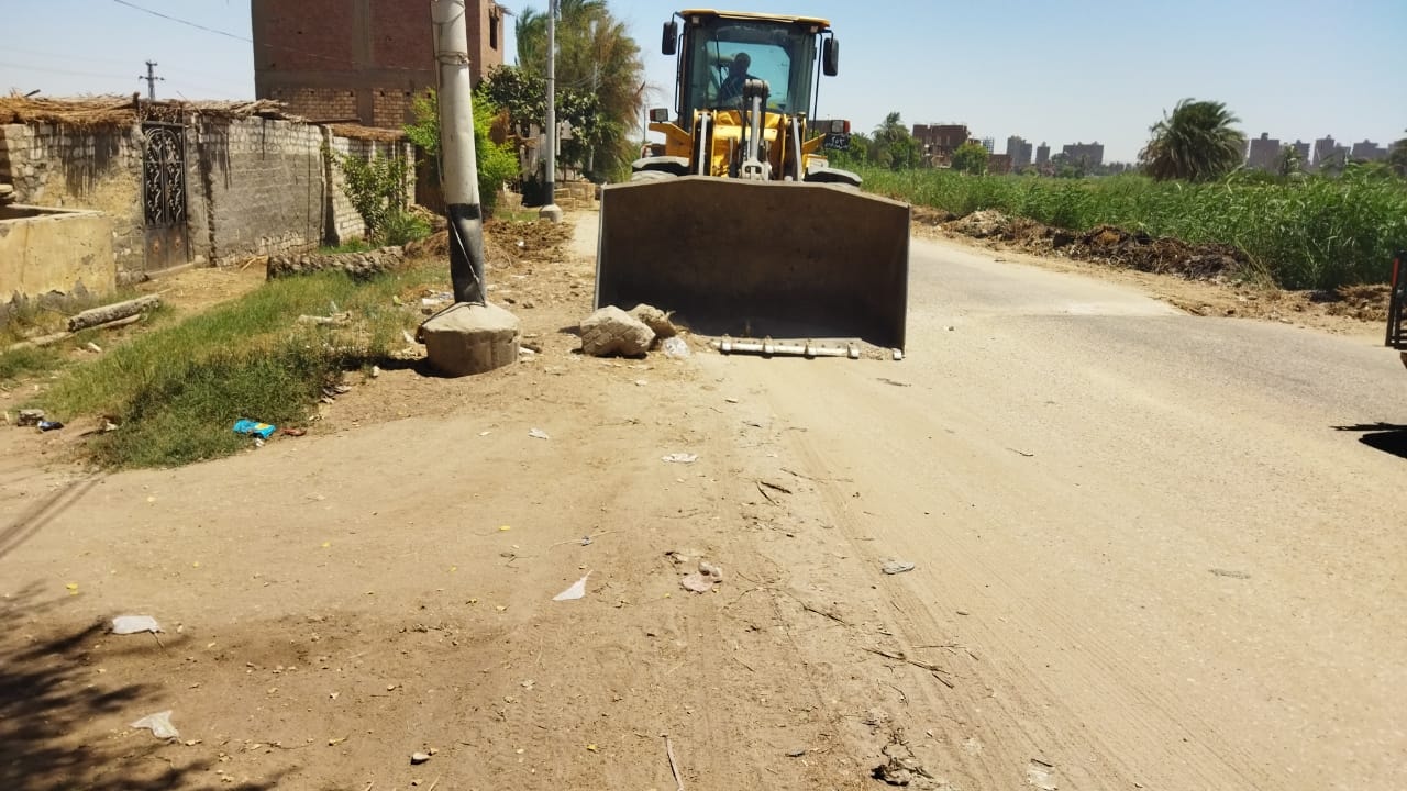 ابوتيج .. الإهتمام بمنظومة النظافة والعمل المستمر لرفع الاشغالات والنظافه