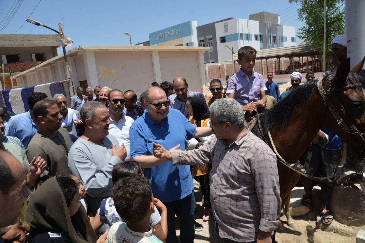 محافظ أسيوط يتفقد إنشاءات وحدة طب الأسرة بالزرابي ب 38 مليون جنيه