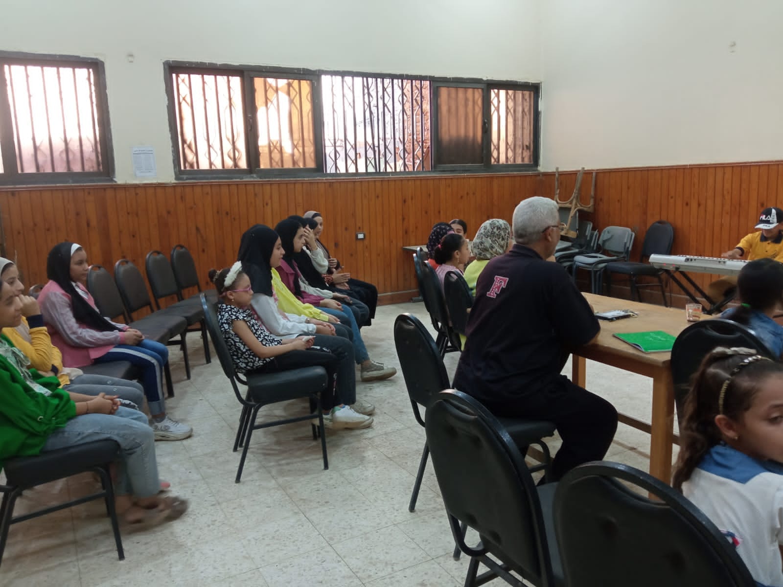 كورال أطفال قصر ثقافة ساحل سليم يقدم الأغاني الوطنية في بروفاته الاسبوعية
