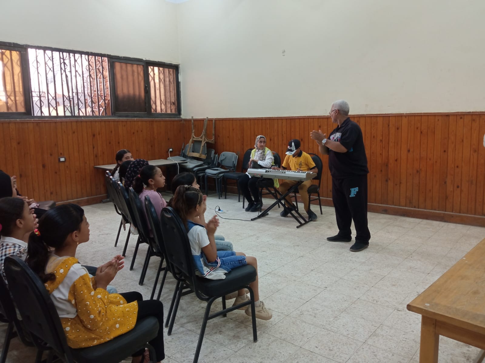 كورال أطفال قصر ثقافة ساحل سليم يقدم الأغاني الوطنية في بروفاته الاسبوعية