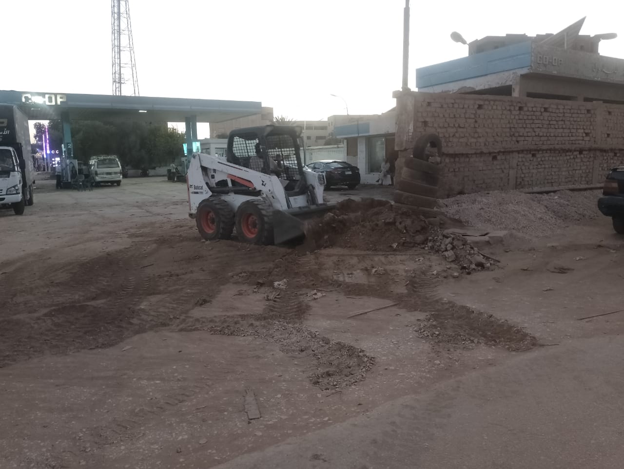 مركز الداخلة ينفذ حملة نظافة بمدينة موط