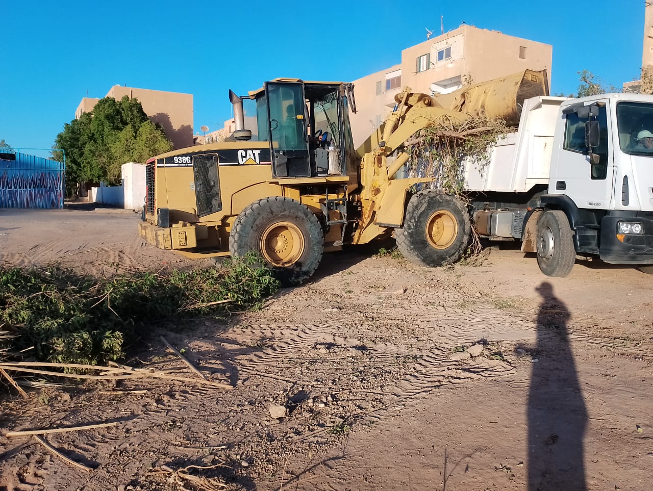 شهدت مدينة موط استمرار حملات النظافة بمركز الداخلة