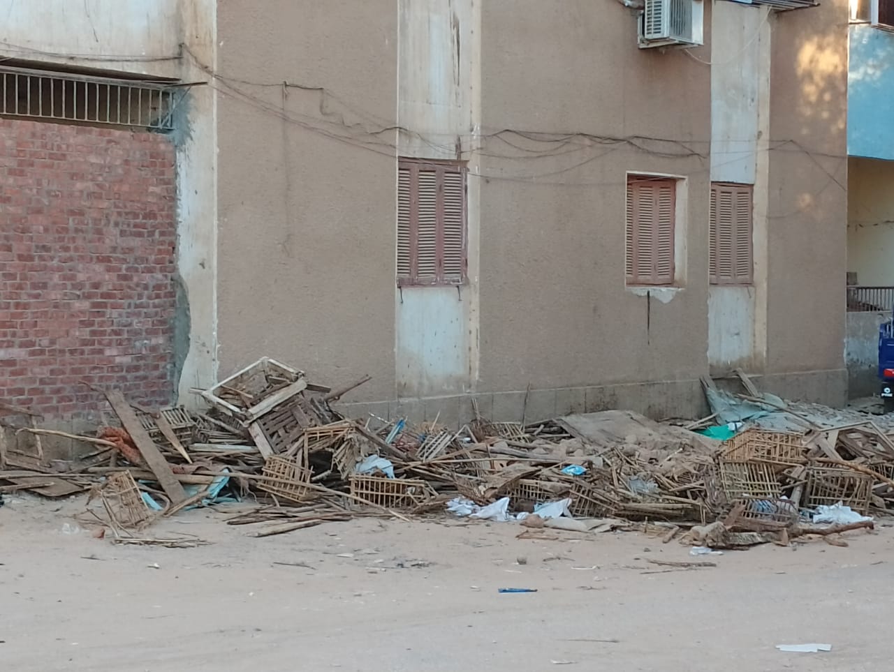 شهدت مدينة موط استمرار حملات النظافة بمركز الداخلة