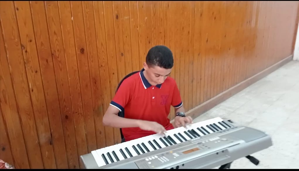 كورال أطفال قصر ثقافة ساحل سليم يقدم الأغاني الوطنية في بروفاته الاسبوعية