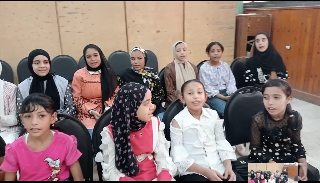 كورال أطفال قصر ثقافة ساحل سليم يقدم الأغاني الوطنية في بروفاته الاسبوعية