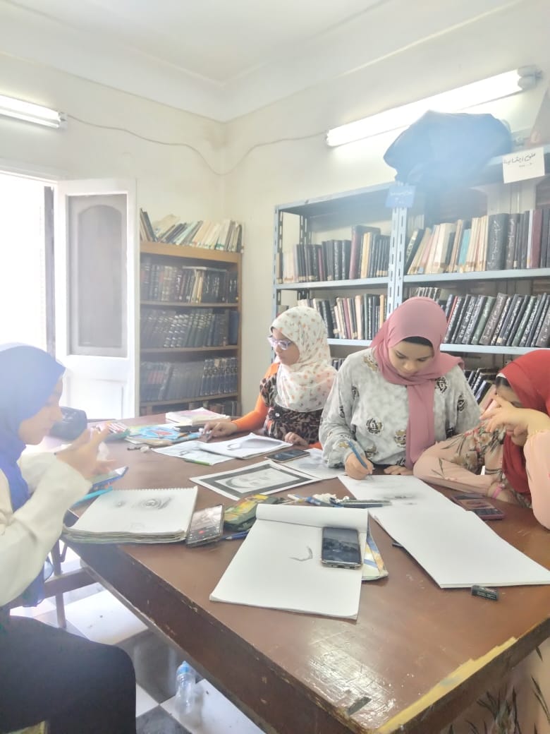 بيت ثقافة جرجا ينظم مسابقة فنية بين الأطفال