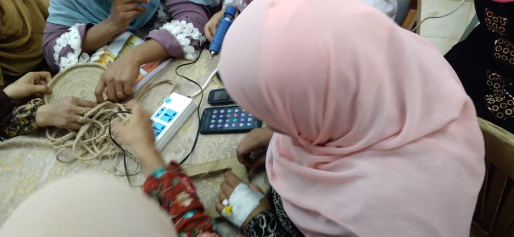 ورشه عمل لتعليم هاند ميد بالخشب تحت شعار حرفتك صنعتك بالوادي الجديد