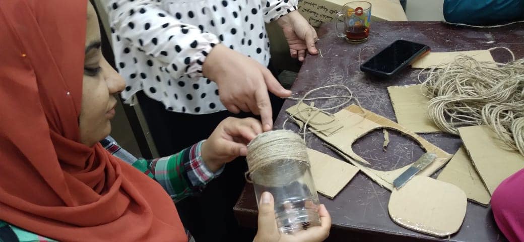 ورشه عمل لتعليم هاند ميد بالخشب تحت شعار حرفتك صنعتك بالوادي الجديد