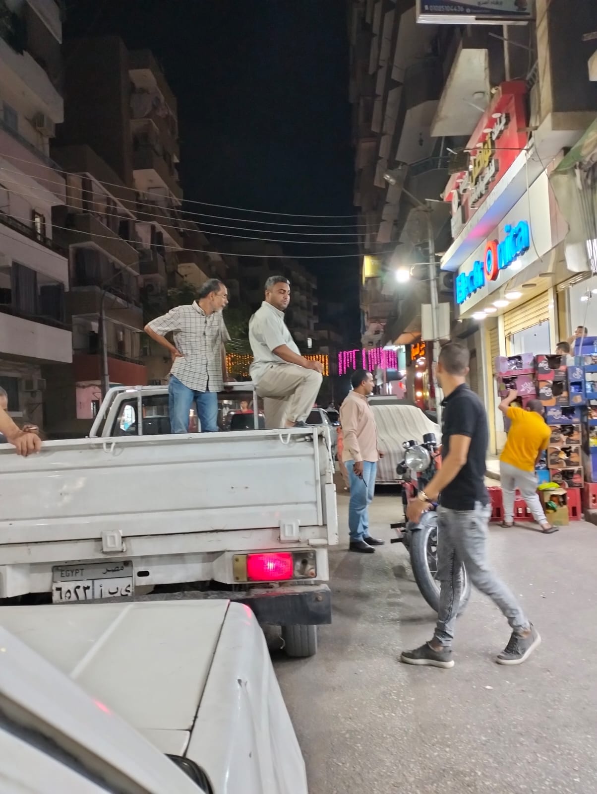 حملة ازالة اشغالات الشوارع والميادين بحي شرق اسيوط