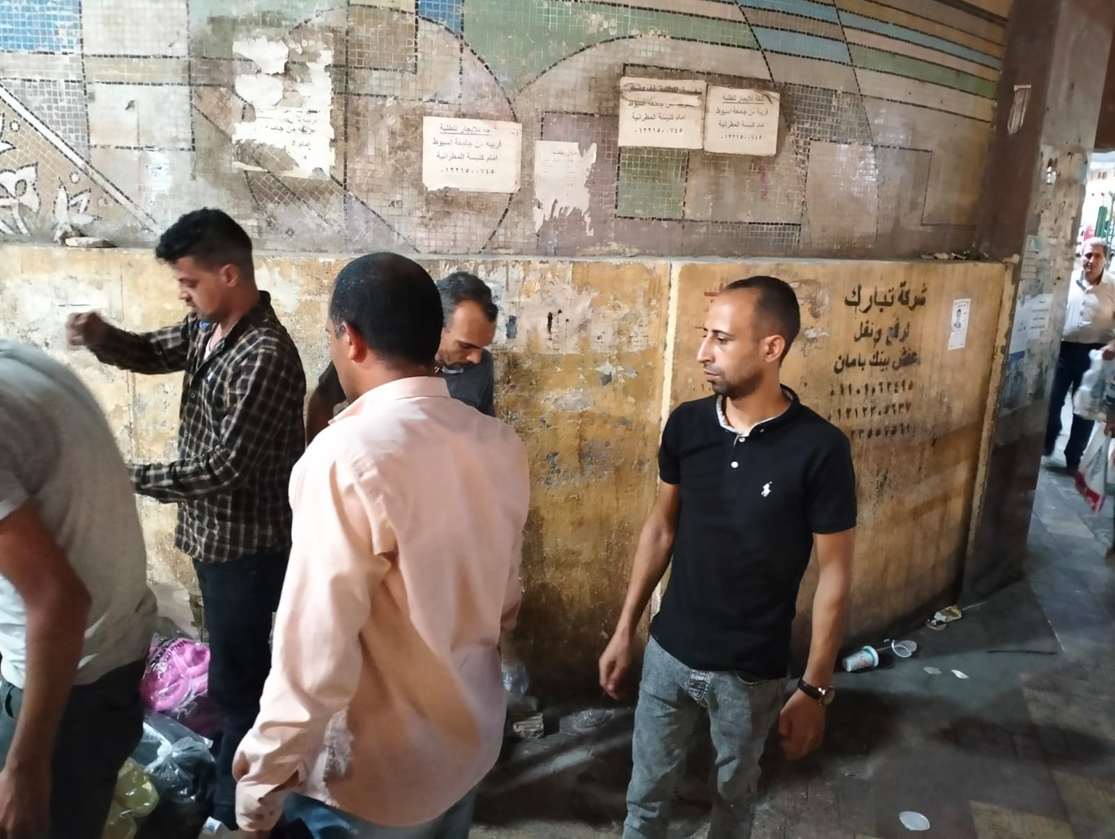 حملة ازالة اشغالات الشوارع والميادين بحي شرق اسيوط