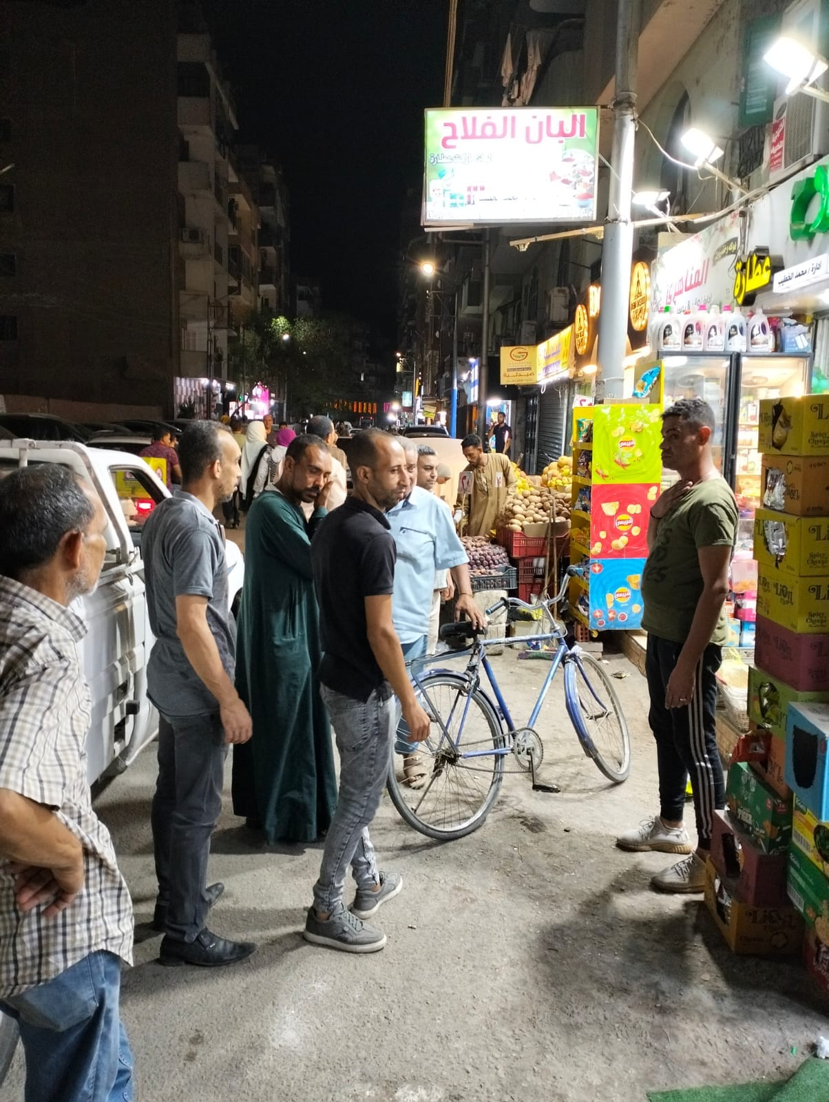 حملة ازالة اشغالات الشوارع والميادين بحي شرق اسيوط