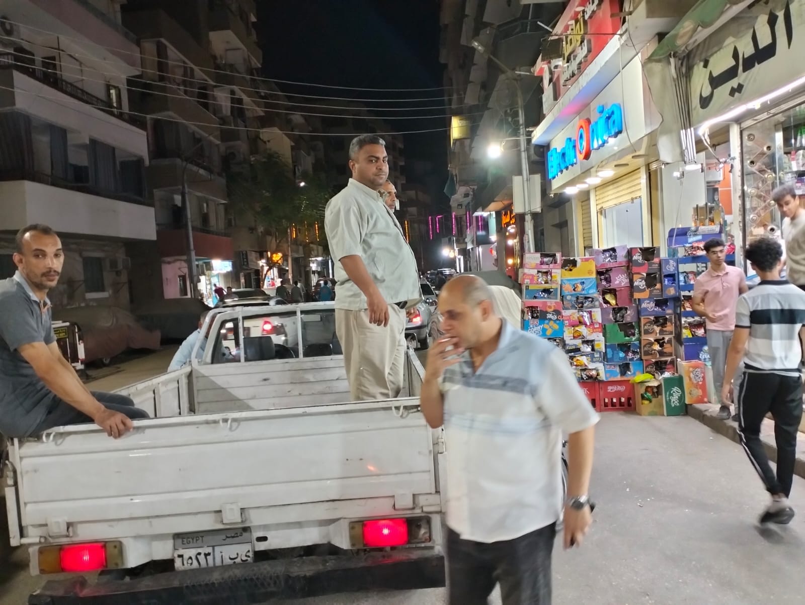 حملة ازالة اشغالات الشوارع والميادين بحي شرق اسيوط