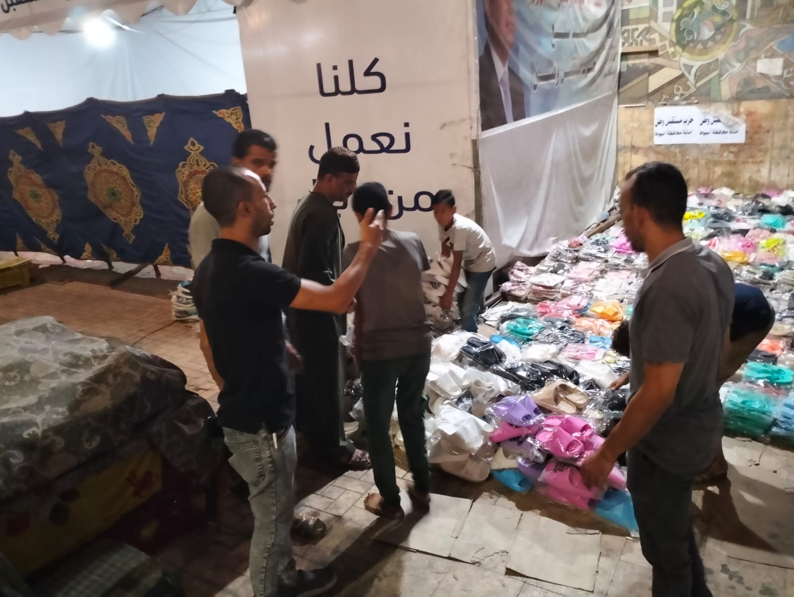 حملة ازالة اشغالات الشوارع والميادين بحي شرق اسيوط