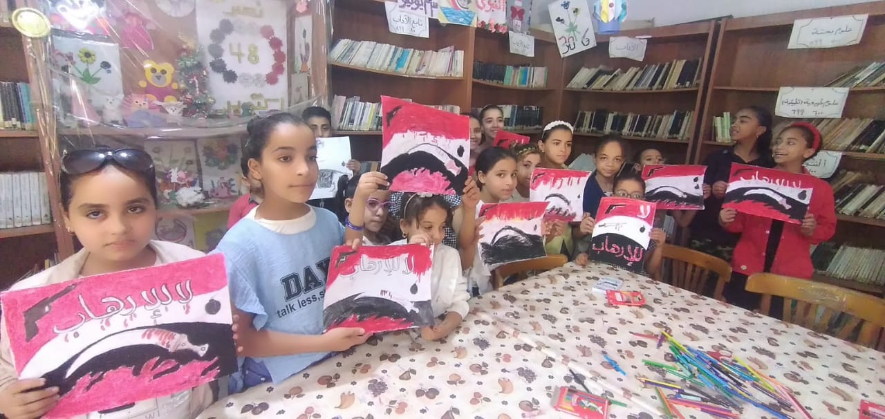 لا للإرهاب .. ورشة فنية في مكتبة قلوصنا الثقافية