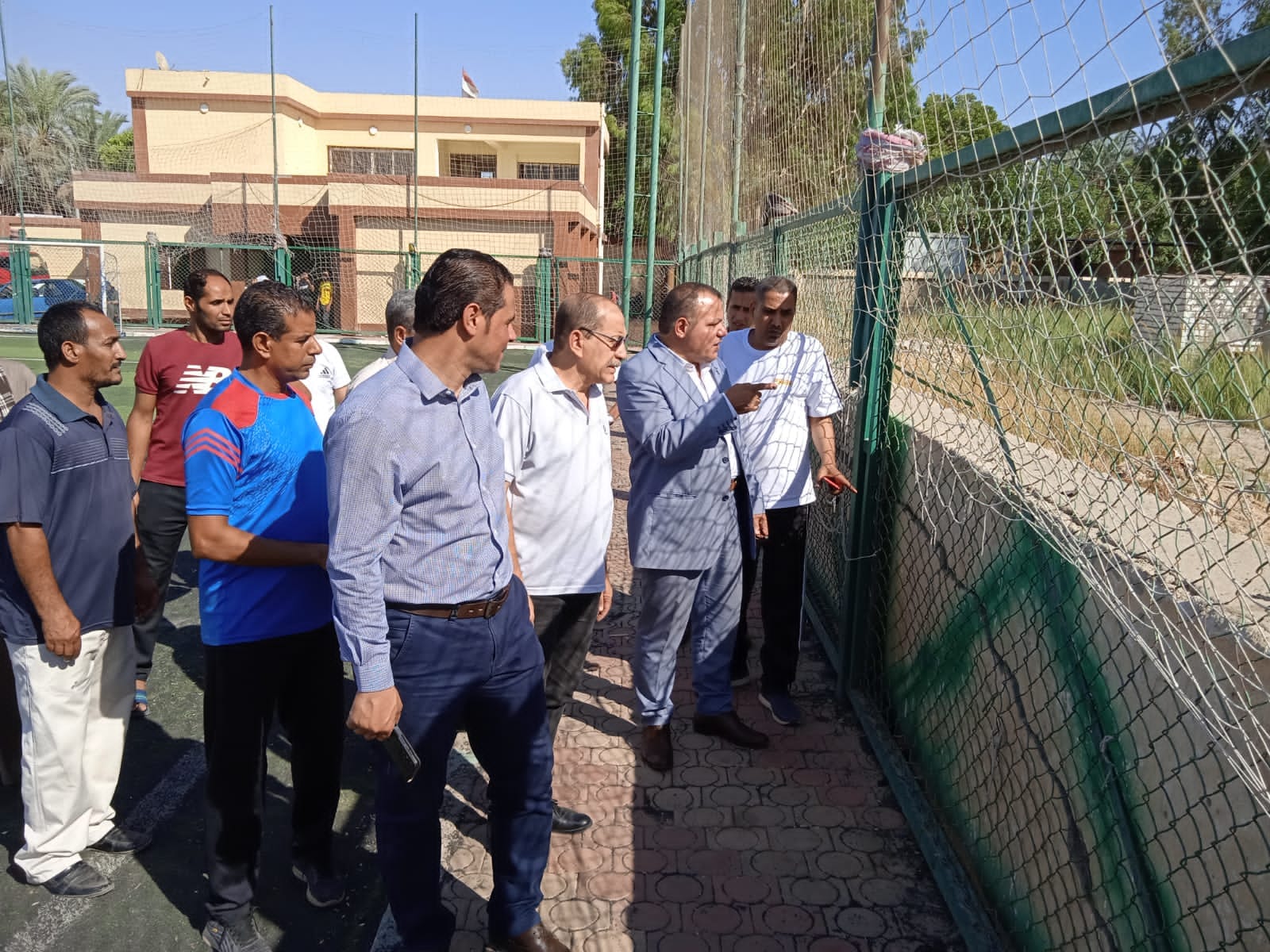 وكيل وزارة الشباب والرياضة باسيوط يتفقد مركز شباب عرب الاطاولة بإدارة الفتح