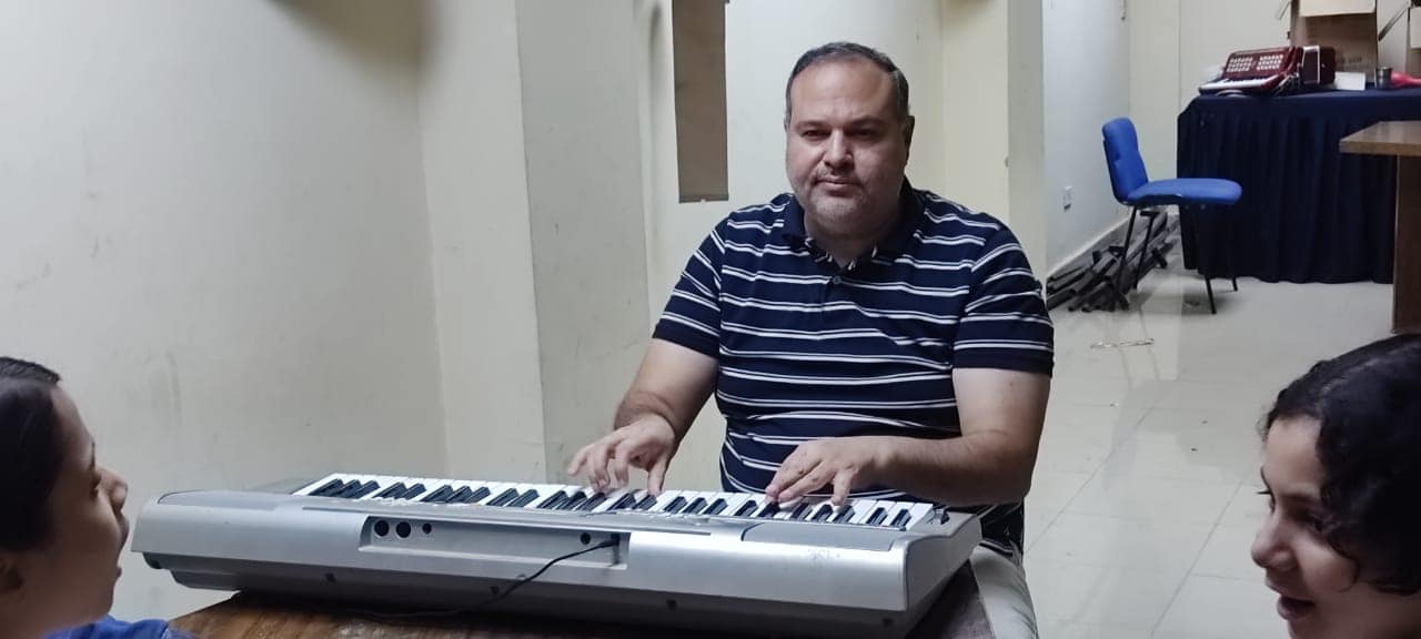 اختبارات الأصوات الجميلة في ورش الموسيقى بقصر ثقافة أسيوط
