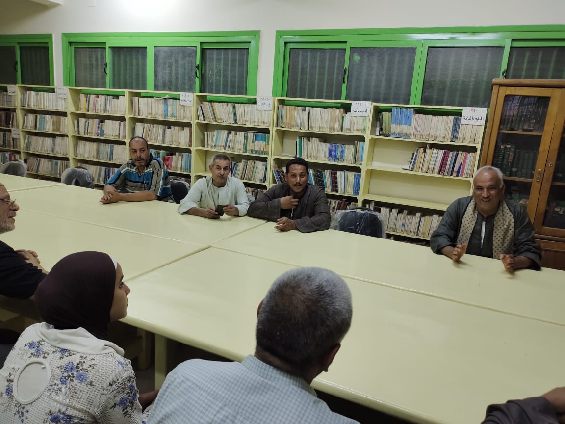 مكتبة المنفلوطي العامة تناقش كتاب 